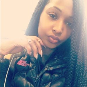 Meet your Posher, Tierra